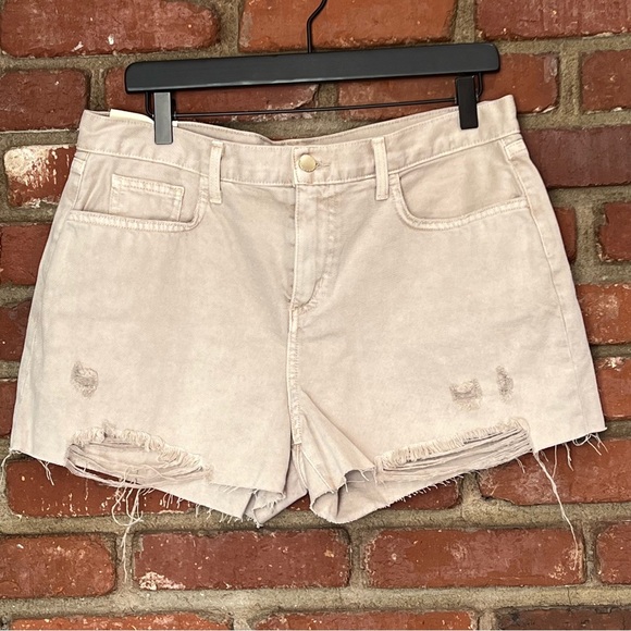 L’AGENCE NWT Women’s‎ Audrey Mid-Rise Shorts distressed size 31 - Picture 1 of 13